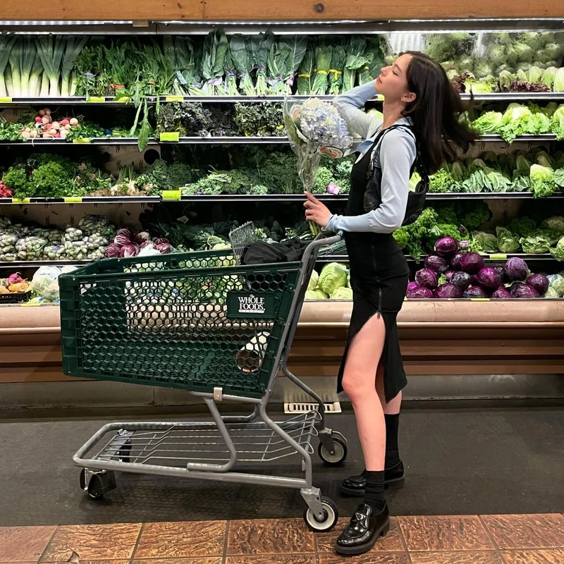 © Lauren Tsai © Lauren Tsai