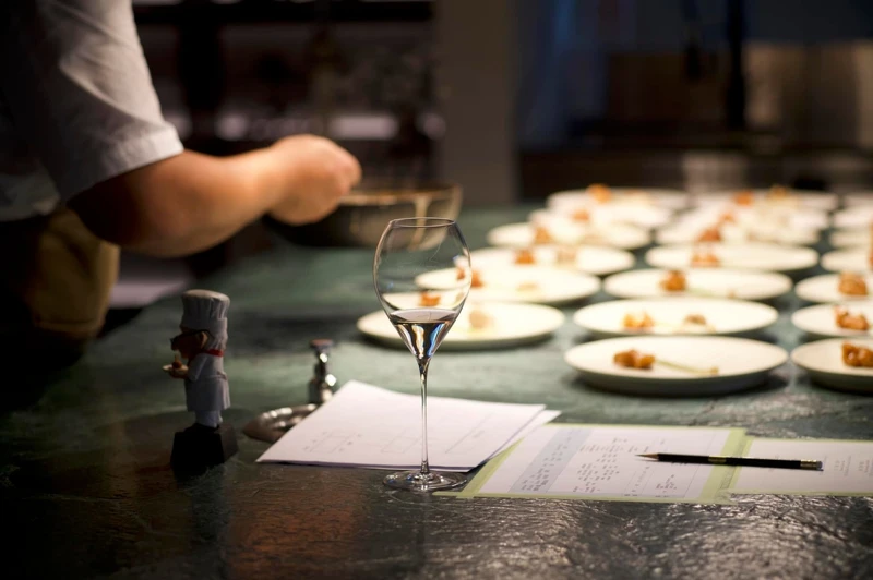 主廚 Shrek 則希望餐點追求純粹的美味,並不刻意賦予過多的解讀。 主廚 Shrek 則希望餐點追求純粹的美味,並不刻意賦予過多的解讀。