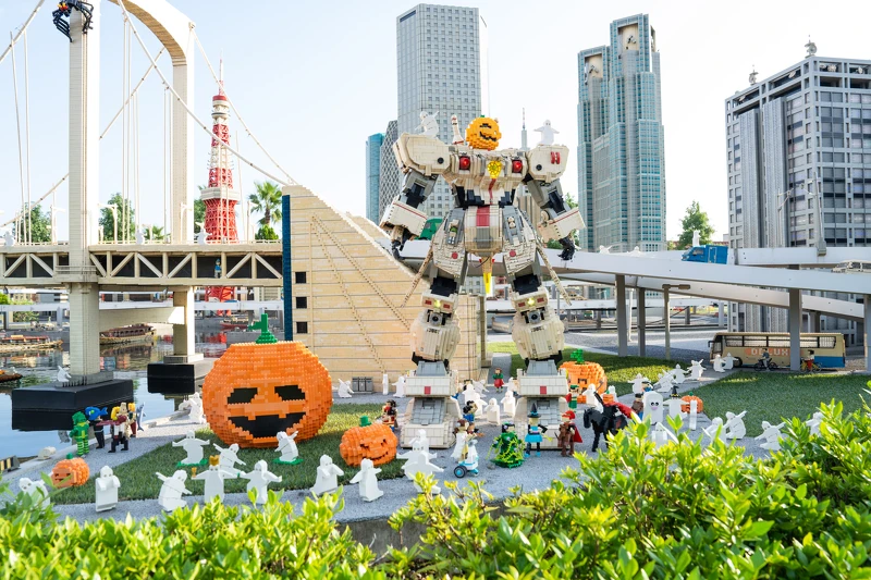 ©2024 The LEGO Group