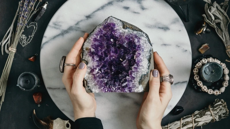 紫水晶示意圖