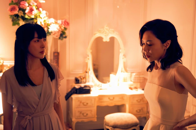 Netflix《影后》謝盈萱、楊謹華雙后殘酷競爭,成昔日閨蜜 Netflix《影后》謝盈萱、楊謹華雙后殘酷競爭,成昔日閨蜜