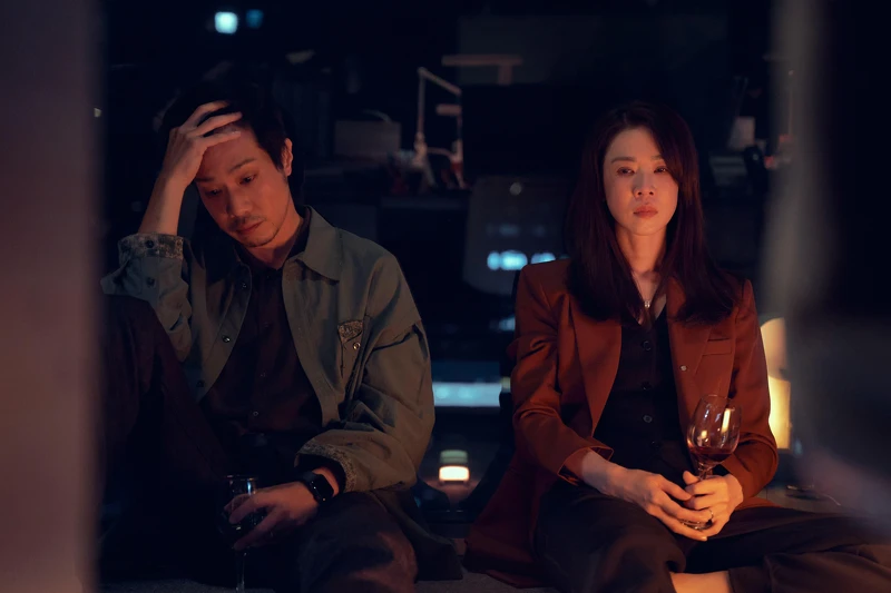 Netflix《影后》謝盈萱為了幫助導演老公薛仕凌的事業而退居幕後 Netflix《影后》謝盈萱為了幫助導演老公薛仕凌的事業而退居幕後