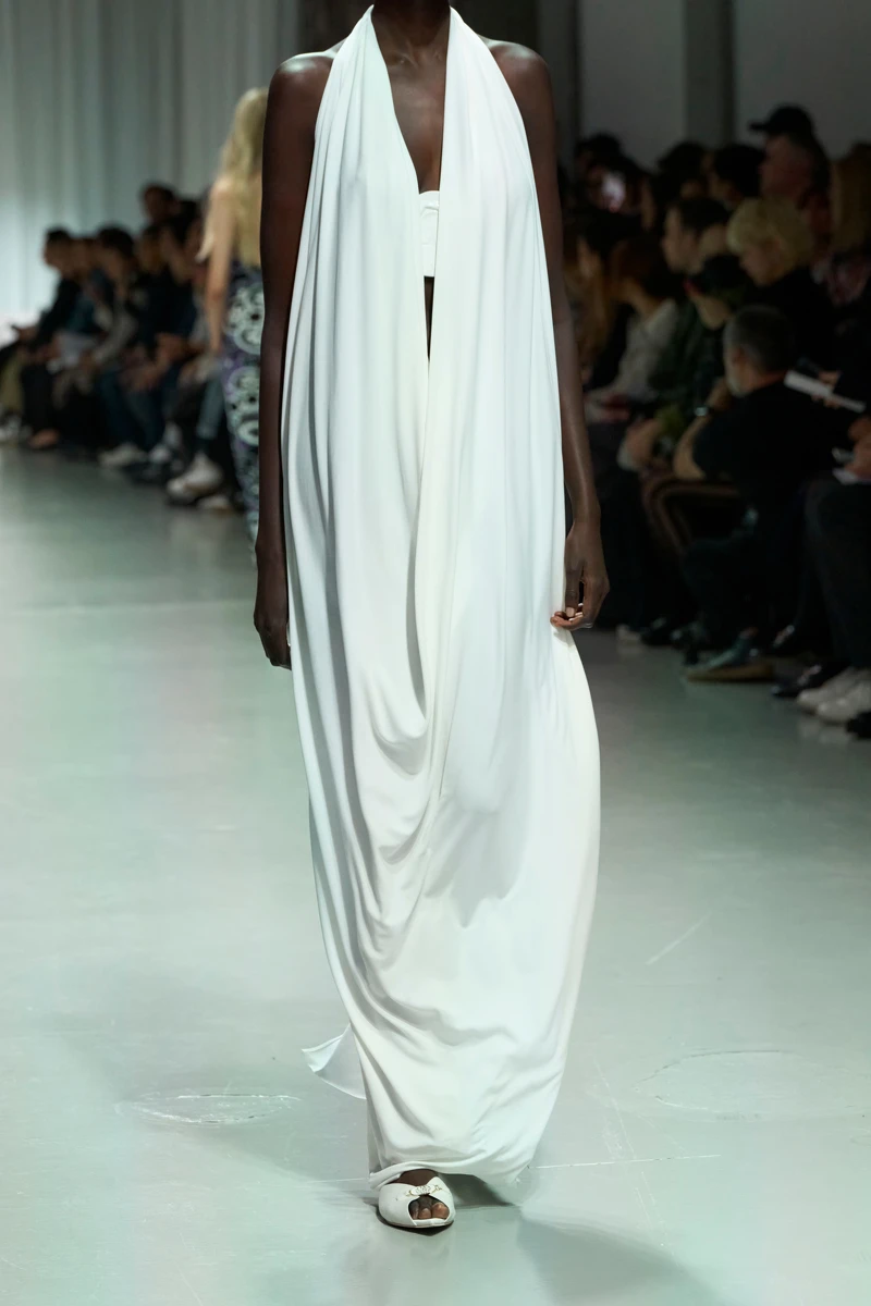 Leonard Paris2025春夏系列。