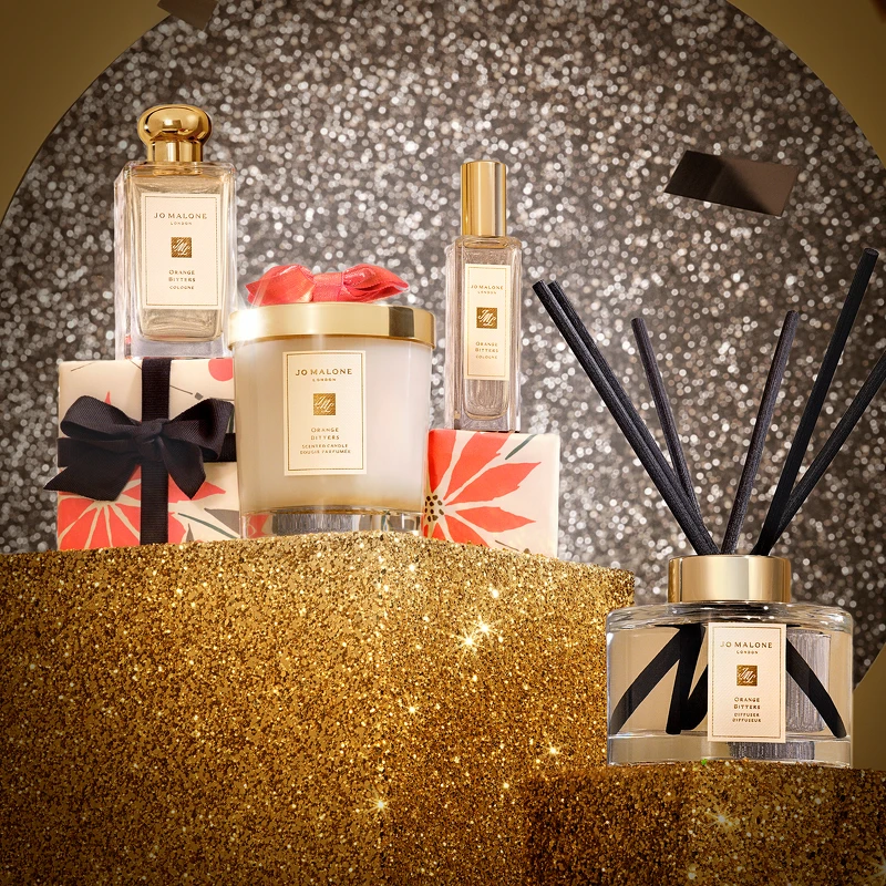 Jo Malone London 2024聖誕苦橙香水30ml,NT3,000、100ml,NT6,050。苦橙香氛工藝蠟燭200g,NT2,850。苦橙擴香,NT4,150 Jo Malone London 2024聖誕苦橙香水30ml,NT3,000、100ml,NT6,050。苦橙香氛工藝蠟燭200g,NT2,850。苦橙擴香,NT4,150