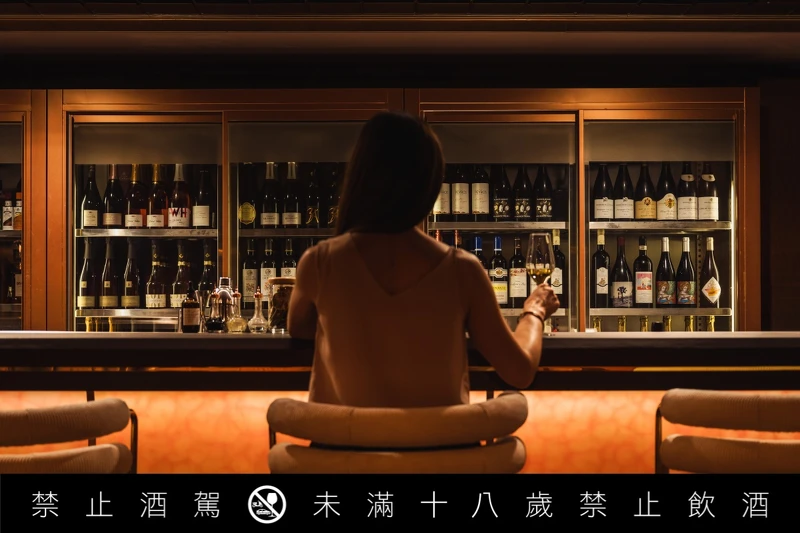 「Afterglo」有豐富的香檳、葡萄酒可供選擇。 「Afterglo」有豐富的香檳、葡萄酒可供選擇。