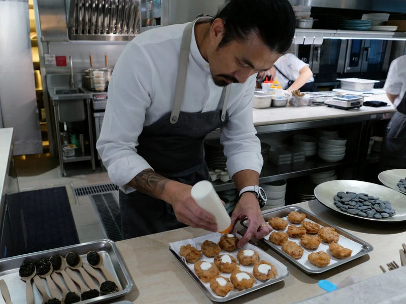 「Afterglo」提供 Chef Kin 精心打造的創意又邪惡的美味餐點。 「Afterglo」提供 Chef Kin 精心打造的創意又邪惡的美味餐點。