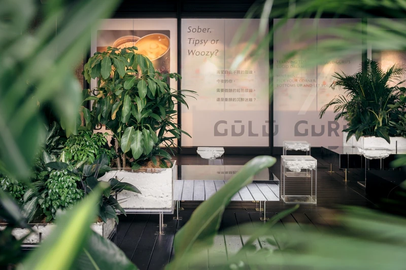 空間延續了創始店的簡約風格,由「Mizuiro 水色設計」操刀設計。 空間延續了創始店的簡約風格,由「Mizuiro 水色設計」操刀設計。