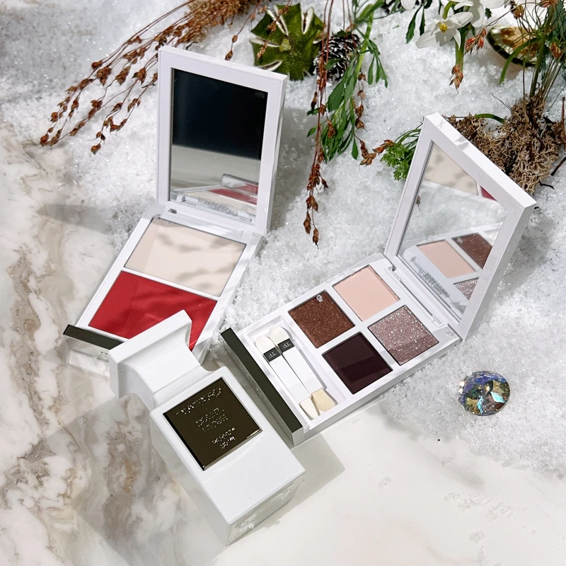 TOM FORD聖誕冬日光芒私人調香極致香精+太陽親吻聖誔彩妝系列實品。 TOM FORD聖誕冬日光芒私人調香極致香精+太陽親吻聖誔彩妝系列實品。