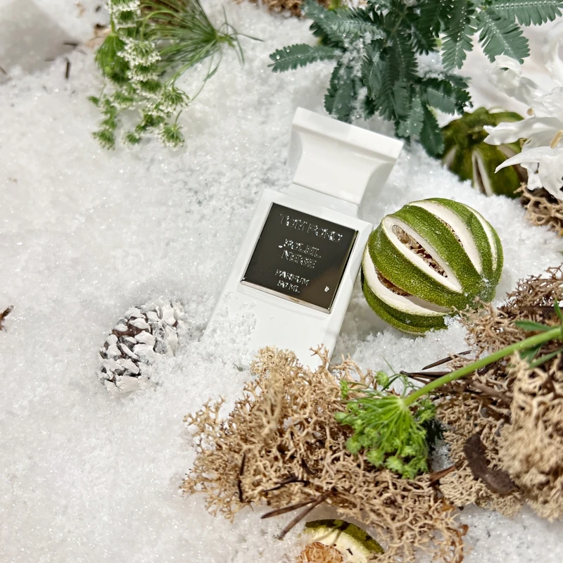 TOM FORD私人調香冬日光芒極致香精50ml,NT14,800 TOM FORD私人調香冬日光芒極致香精50ml,NT14,800