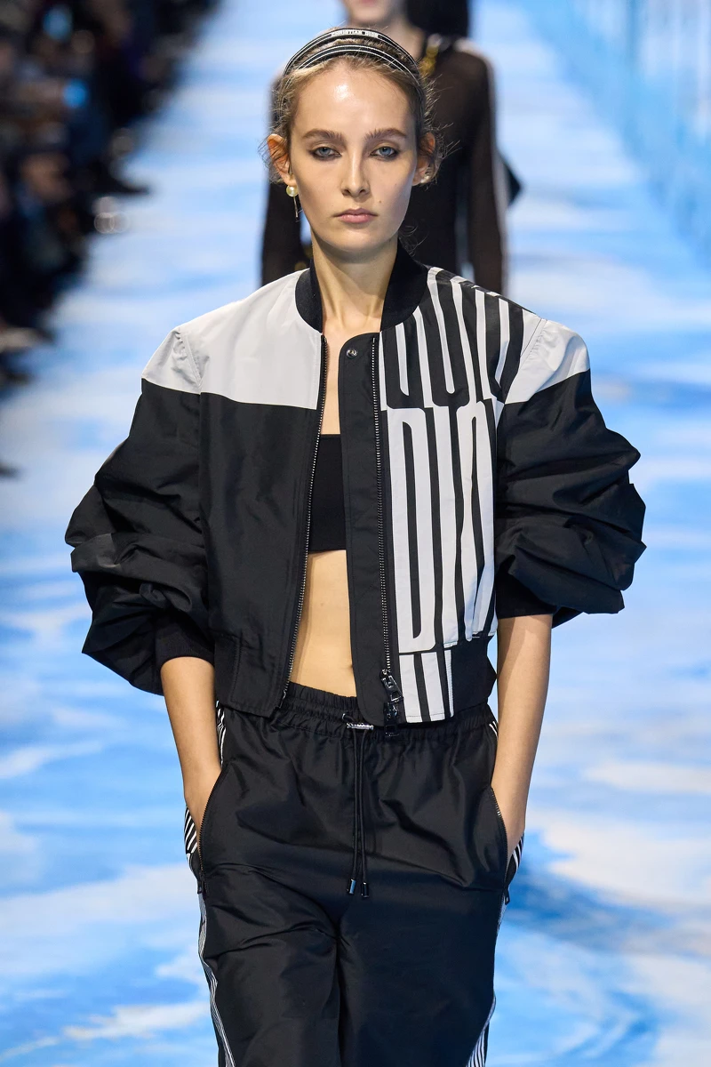 Dior SS25。