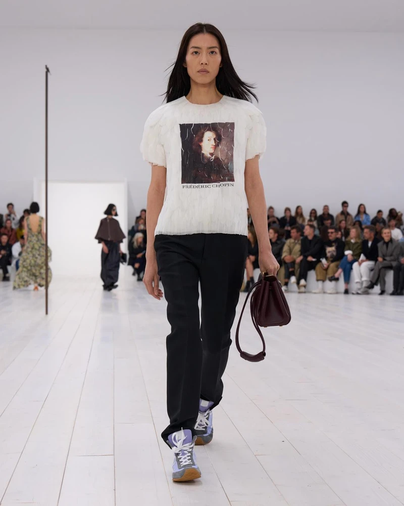 Loewe SS25。