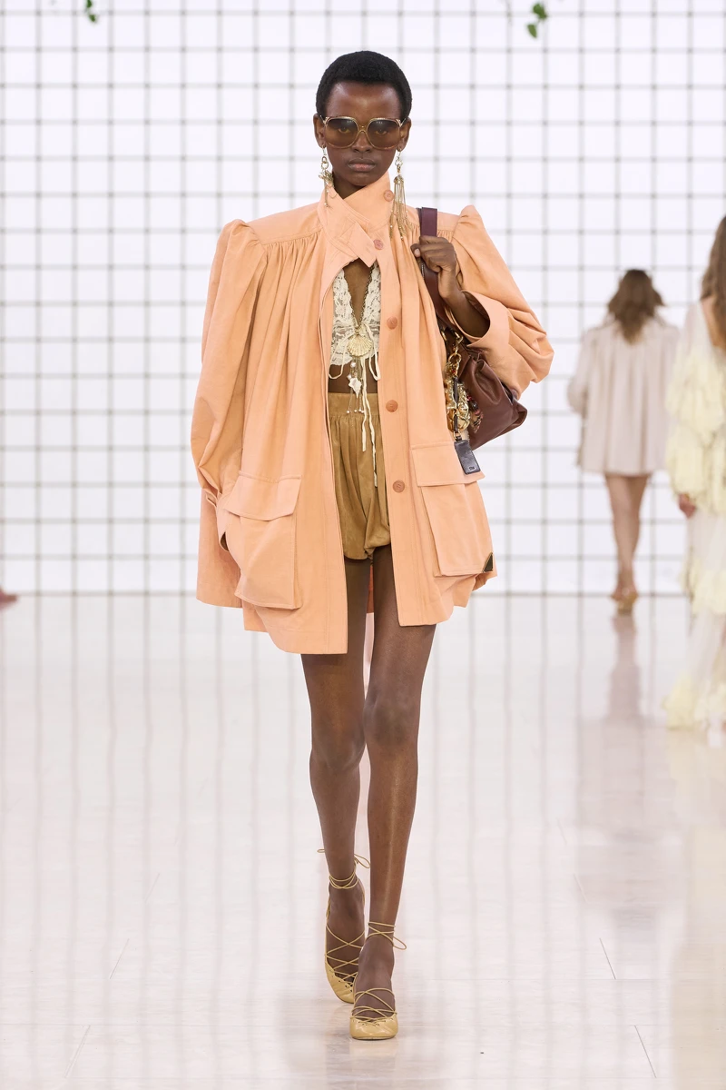 Chloe SS25。