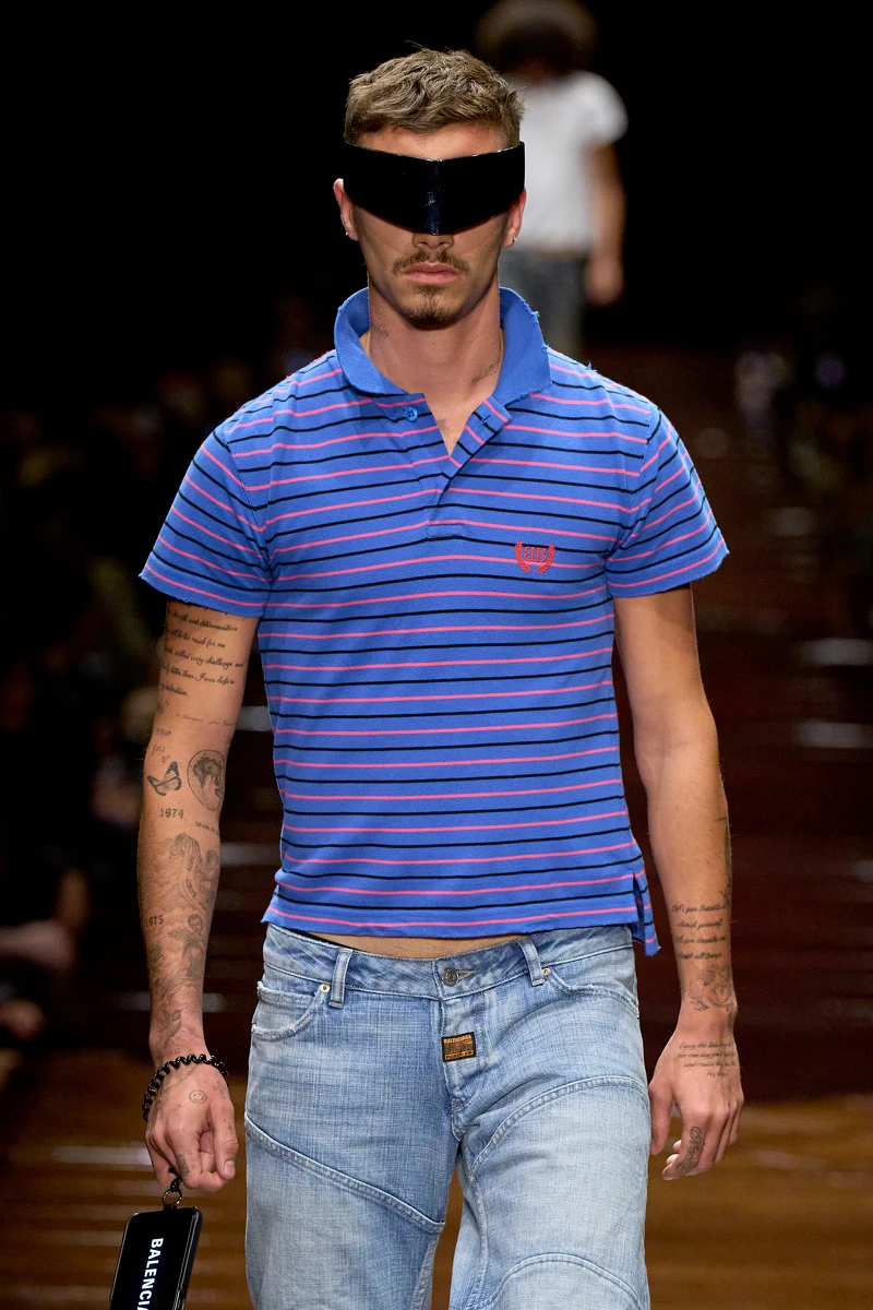 BALENCIAGA SS25。