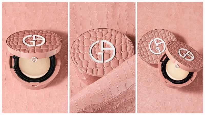 圖片來源:小紅書|完美絲絨持久氣墊粉餅 沙丘玫棕皮革限定版 定價3,500元 圖片來源:小紅書|完美絲絨持久氣墊粉餅 沙丘玫棕皮革限定版 定價3,500元