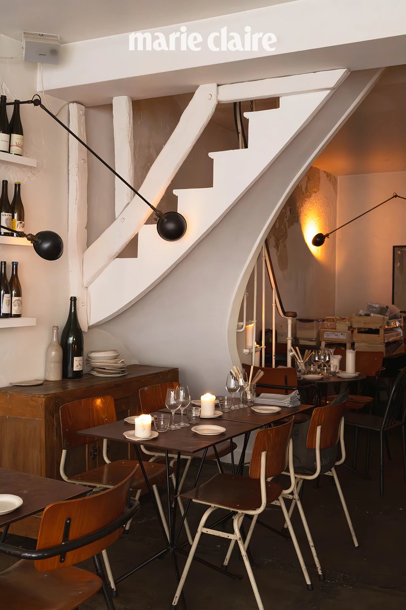 Early June 空間小巧溫馨。 Early June 空間小巧溫馨。