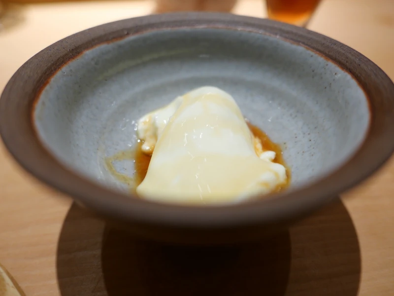 搭配自製的奶酪。 搭配自製的奶酪。