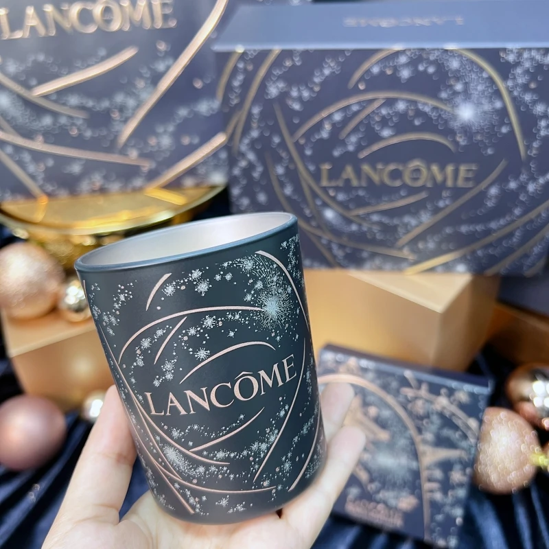 蘭蔻閃耀繁星聖誕限定蠟燭。 蘭蔻閃耀繁星聖誕限定蠟燭。