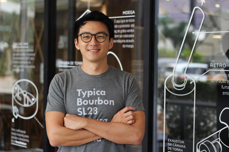 2023年世界咖啡師冠軍師 Boram Um。 2023年世界咖啡師冠軍師 Boram Um。