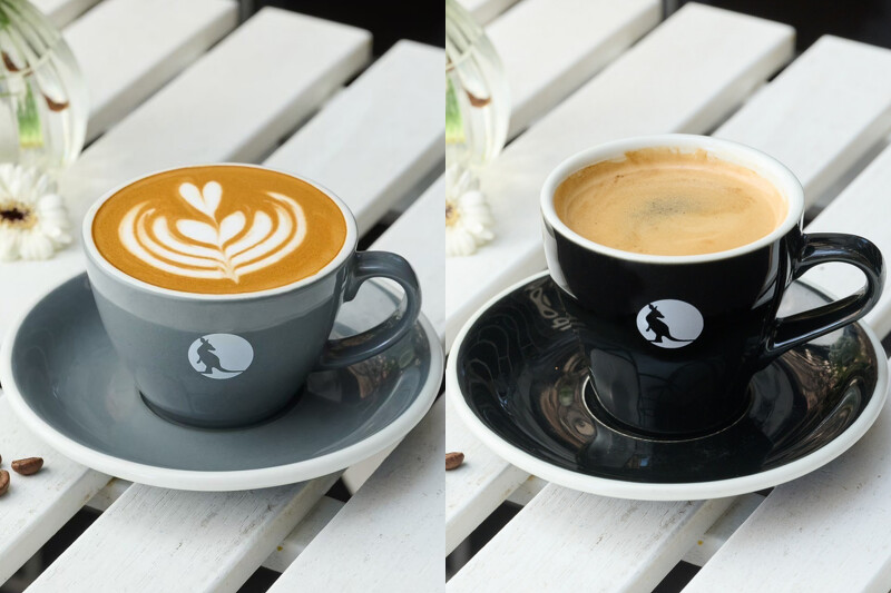 「Flat White」與「Long Black」。 「Flat White」與「Long Black」。