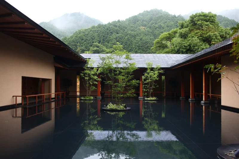 「别邸音信」。