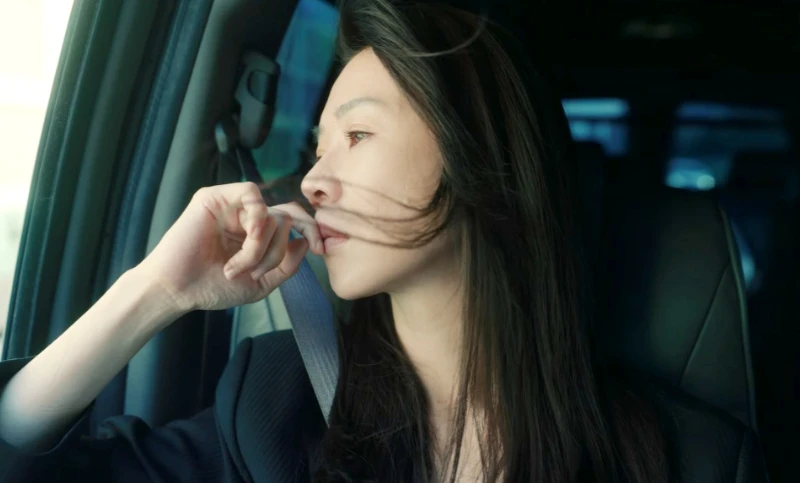 《影后》謝盈萱飾演退居幕後的女演員薛亞之 Photo/ Netflix 《影后》謝盈萱飾演退居幕後的女演員薛亞之 Photo/ Netflix