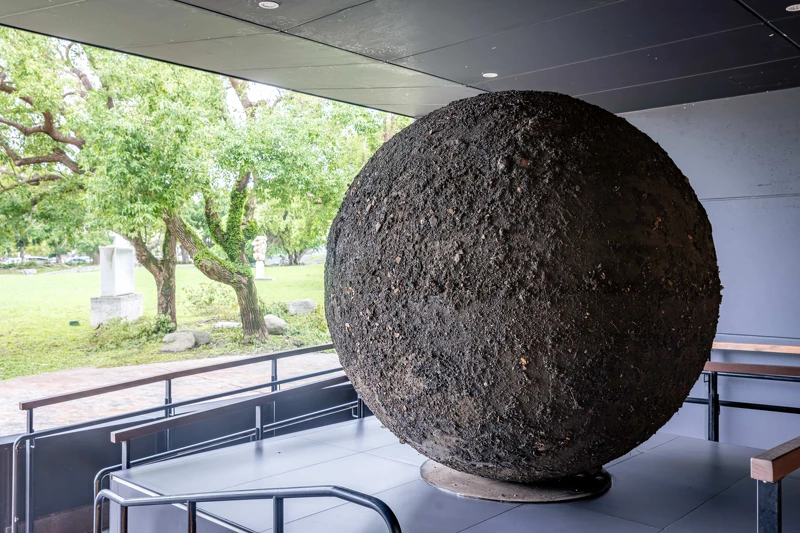 王煜松〈花園-花蓮 #九〉，2024，裝置，直徑2米，圖檔由哇大創意提供。