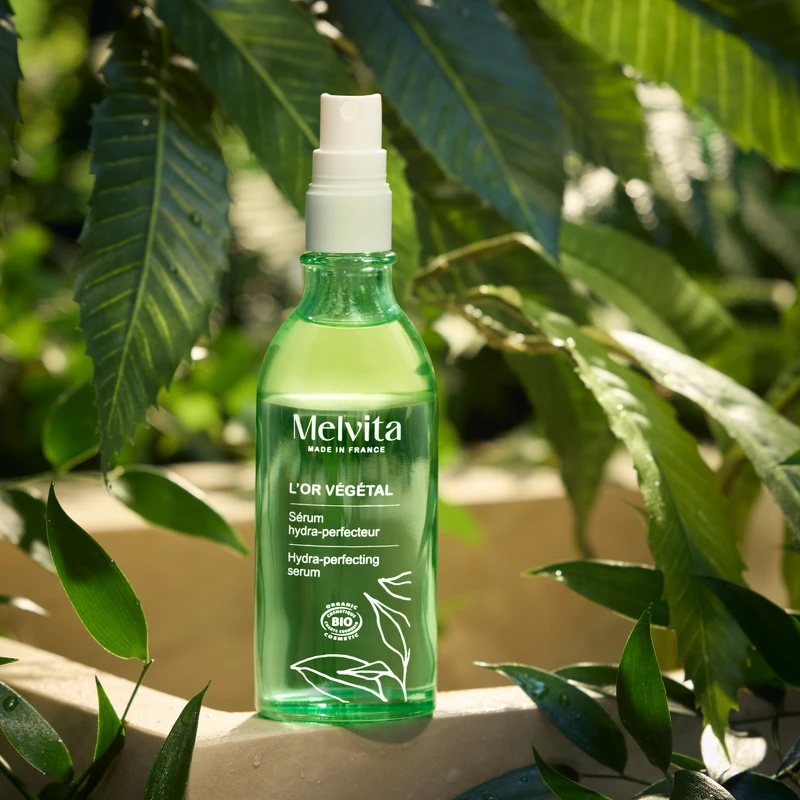 Melvita綠境植香亮澤潤膚雙效露100ml,NT1,680 Melvita綠境植香亮澤潤膚雙效露100ml,NT1,680