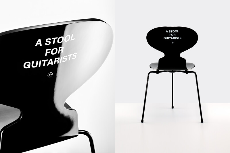 三腳結構、鋼琴烤漆、椅背上醒目的「A STOOL FOR GUITARISTS」白色標語。 三腳結構、鋼琴烤漆、椅背上醒目的「A STOOL FOR GUITARISTS」白色標語。
