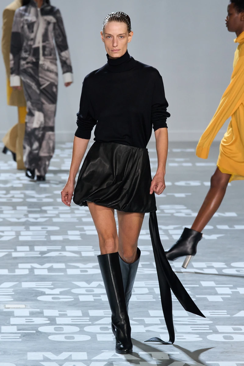 Helmut Lang2024SS。