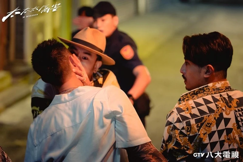 「泰國林志穎」TAE 為戲和王陽明激吻。 「泰國林志穎」TAE 為戲和王陽明激吻。