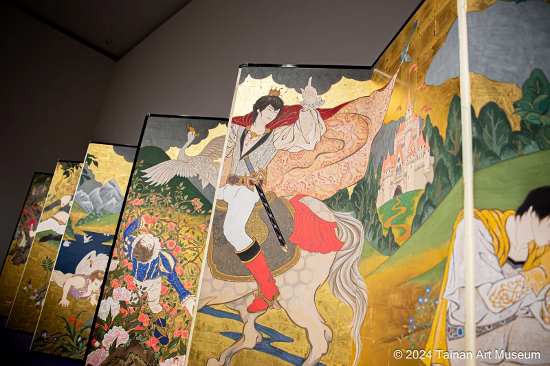 展覽可看見藝術家木村了子的兩幅巨大屏風作品《王子成真-王子之國》。(南美館提供) 展覽可看見藝術家木村了子的兩幅巨大屏風作品《王子成真-王子之國》。(南美館提供)