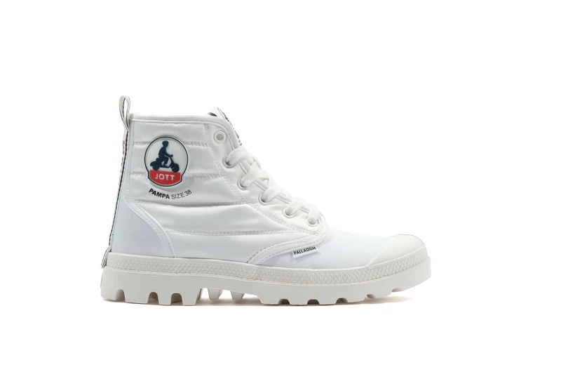 PAMPA HI DARE RHONA聯名軍靴,價格店洽 PAMPA HI DARE RHONA聯名軍靴,價格店洽