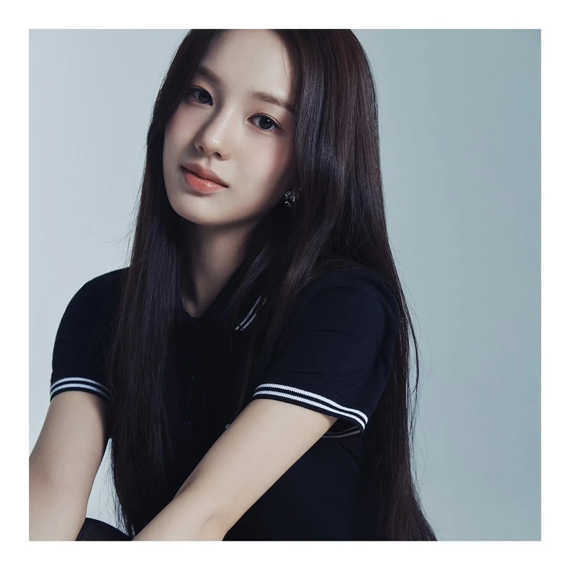 Photo / Instagram@izna_offcl