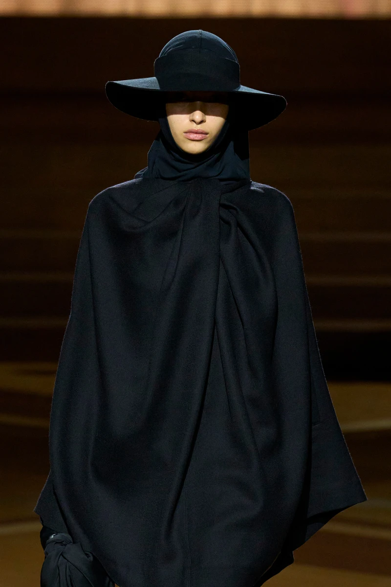 ISSEY MIYAKE 2024/25秋冬系列。