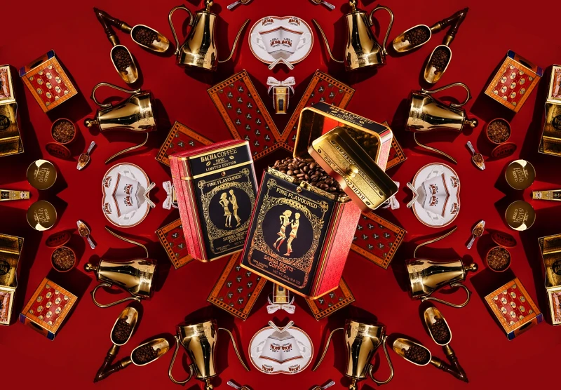 「森巴之夜咖啡」主視覺以繽紛的萬花筒呈現。