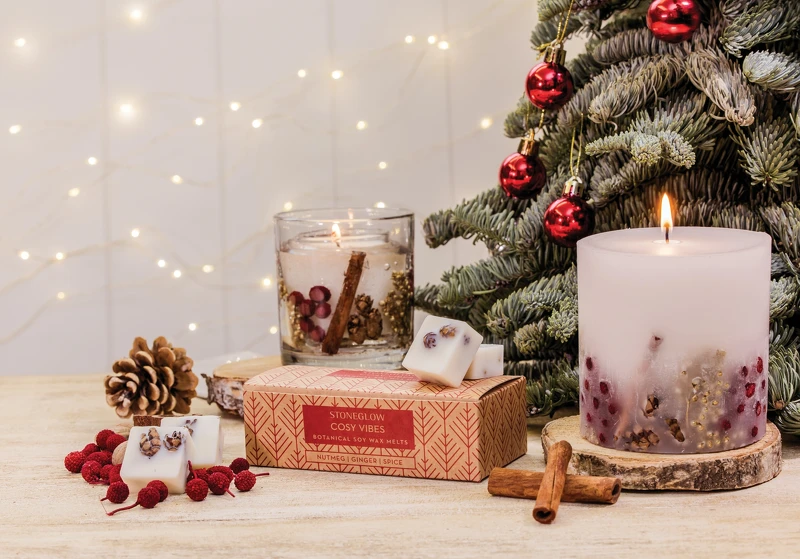 STONEGLOW節慶限定版香氛蠟燭-溫馨節奏,打造出低調奢華的假期氛圍。 STONEGLOW節慶限定版香氛蠟燭-溫馨節奏,打造出低調奢華的假期氛圍。