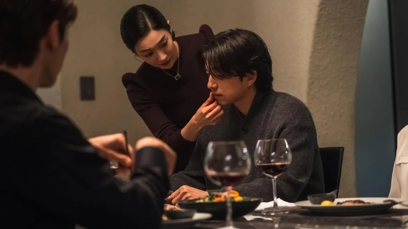 《一箱情緣》前妻一連串宣示主權動作令人作噁 Photo/ Netflix