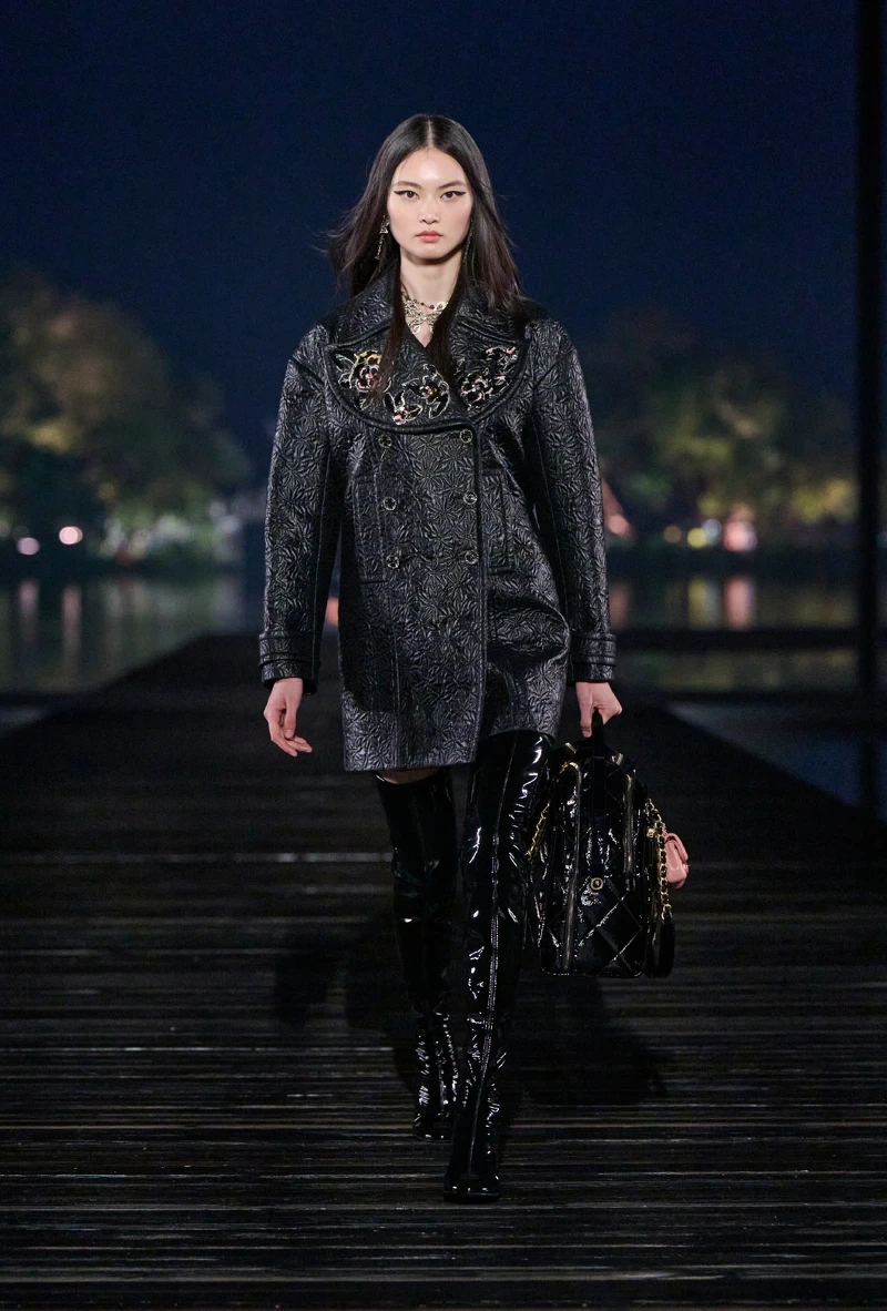 香奈兒2024/25 Métiers d’art全新系列。