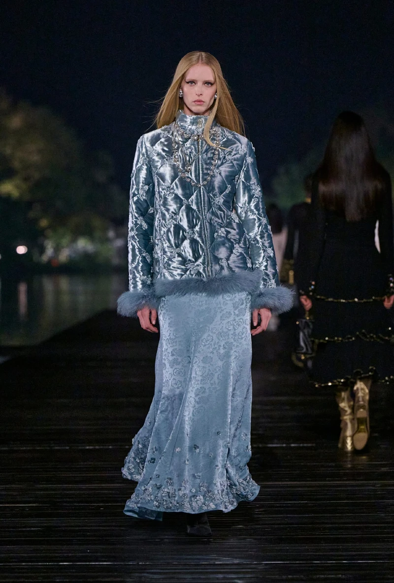 香奈兒2024/25 Métiers d’art全新系列。