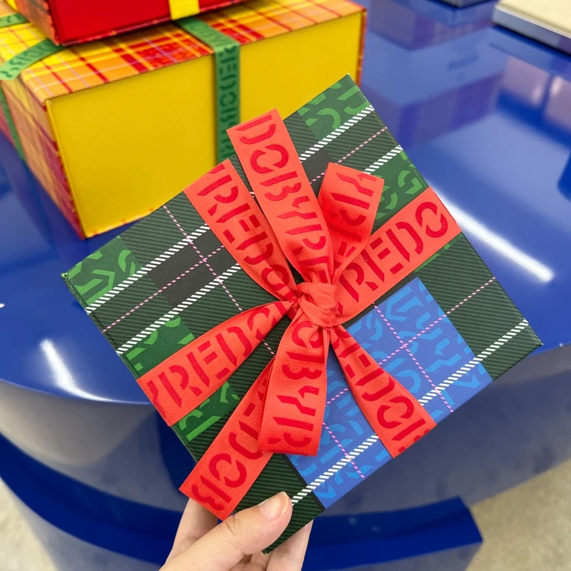 Byredo 2024節慶限量系列包裝。 Byredo 2024節慶限量系列包裝。