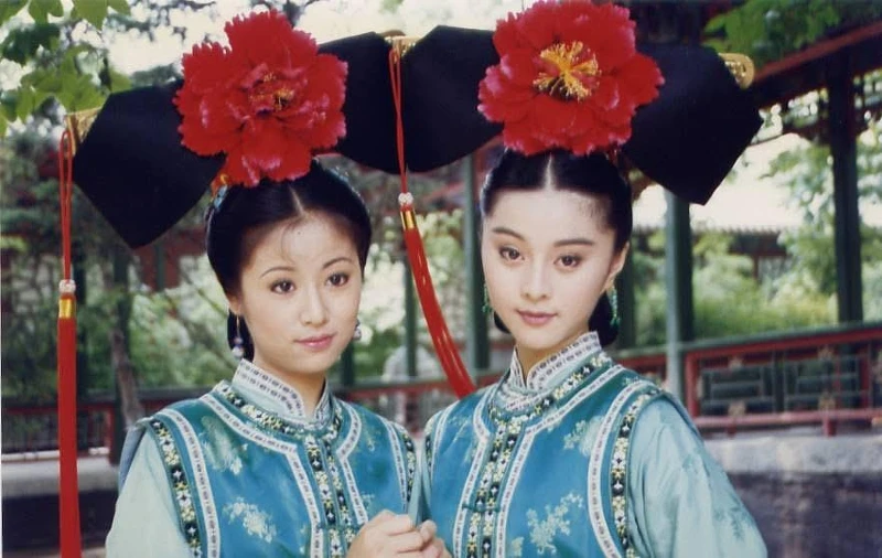 《還珠格格》林心如、范冰冰劇照，圖／瓊瑤臉書