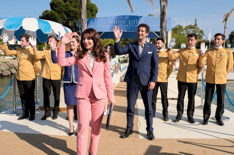 第二季則是來到義大利西西里島的陶爾米納聖多米尼哥宮四季飯店。 第二季則是來到義大利西西里島的陶爾米納聖多米尼哥宮四季飯店。