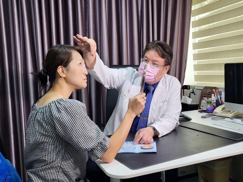 韓晶院長重視療程效果與體驗,為每位客人進行客製化評估 韓晶院長重視療程效果與體驗,為每位客人進行客製化評估