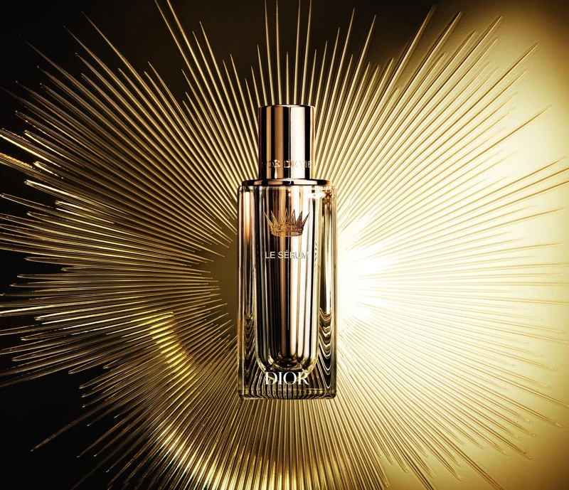 迪奧生命之源臻金醇萃精華情境圖。 迪奧生命之源臻金醇萃精華情境圖。