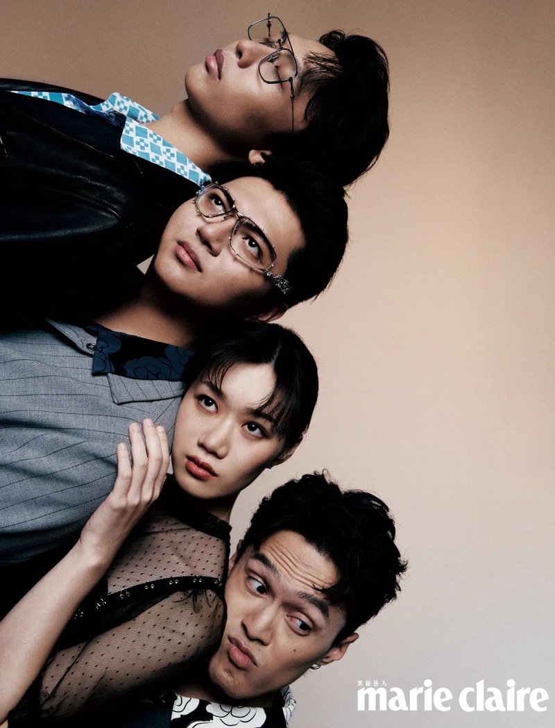 元耕：黑色皮外套、黑色短靴，both by Allsaints；藍色印花襯衫、黑色西裝褲；both by Sandro；藍色前衛墨鏡，Gentle Monster。芷瑄：黑色網紗連身裙、銀色低筒靴 all by Allsaints；紅色前衛墨鏡，Gentle Monster。沂紳：灰色西裝外套、灰色西裝褲、咖啡色印花襯衫，all by Sandro；黑色短靴，Allsaints；銀色前衛墨鏡，Gentle Monster。 仲林：灰色條紋西裝外套、灰色條紋西裝褲，both by Bos；藍色印花襯衫，Sandro；黑色皮鞋，Allsaints；黑色前衛墨鏡，Gentle Monster。