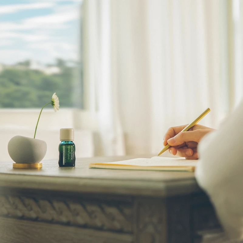 auscentic x物外YSTUDIO「在換氣中找靈感」精油擴香禮盒，NT2,280