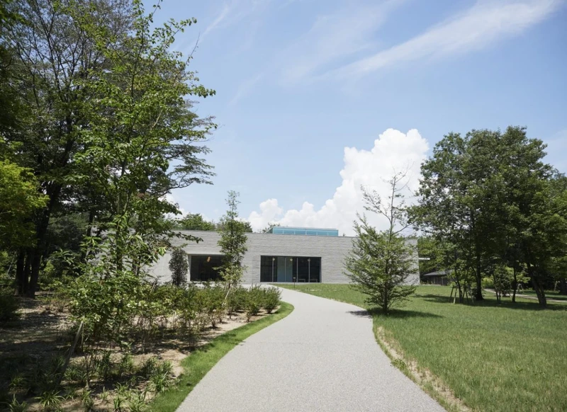 2018年開幕的「N’s Yard」是藝術家奈良美智的私人美術館。 2018年開幕的「N’s Yard」是藝術家奈良美智的私人美術館。