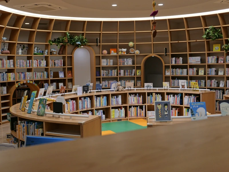 兒童最愛的「繪本森林」。 兒童最愛的「繪本森林」。