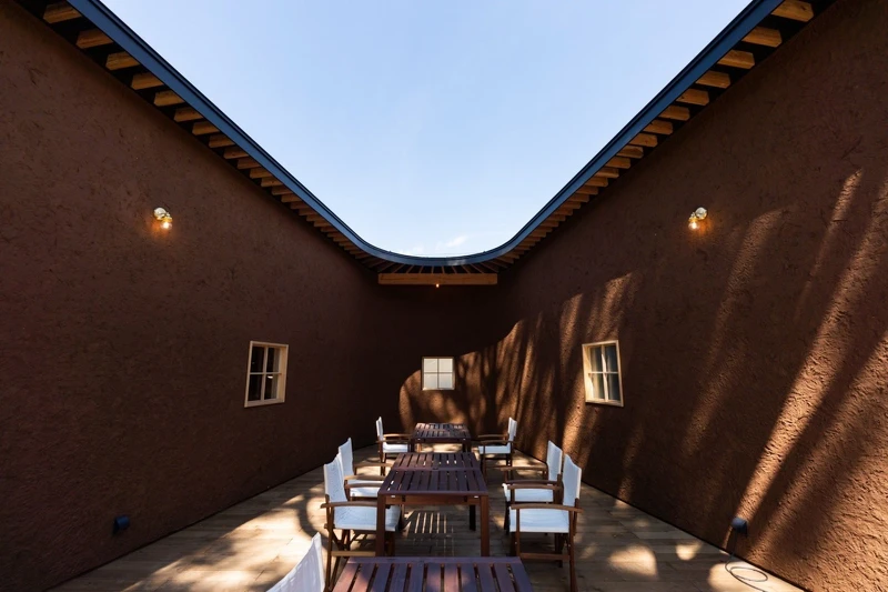 結合自然景觀的建築。 結合自然景觀的建築。