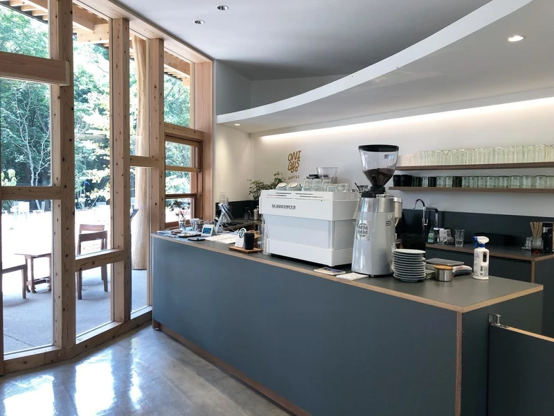 「ONIBUS COFFEE」。 「ONIBUS COFFEE」。